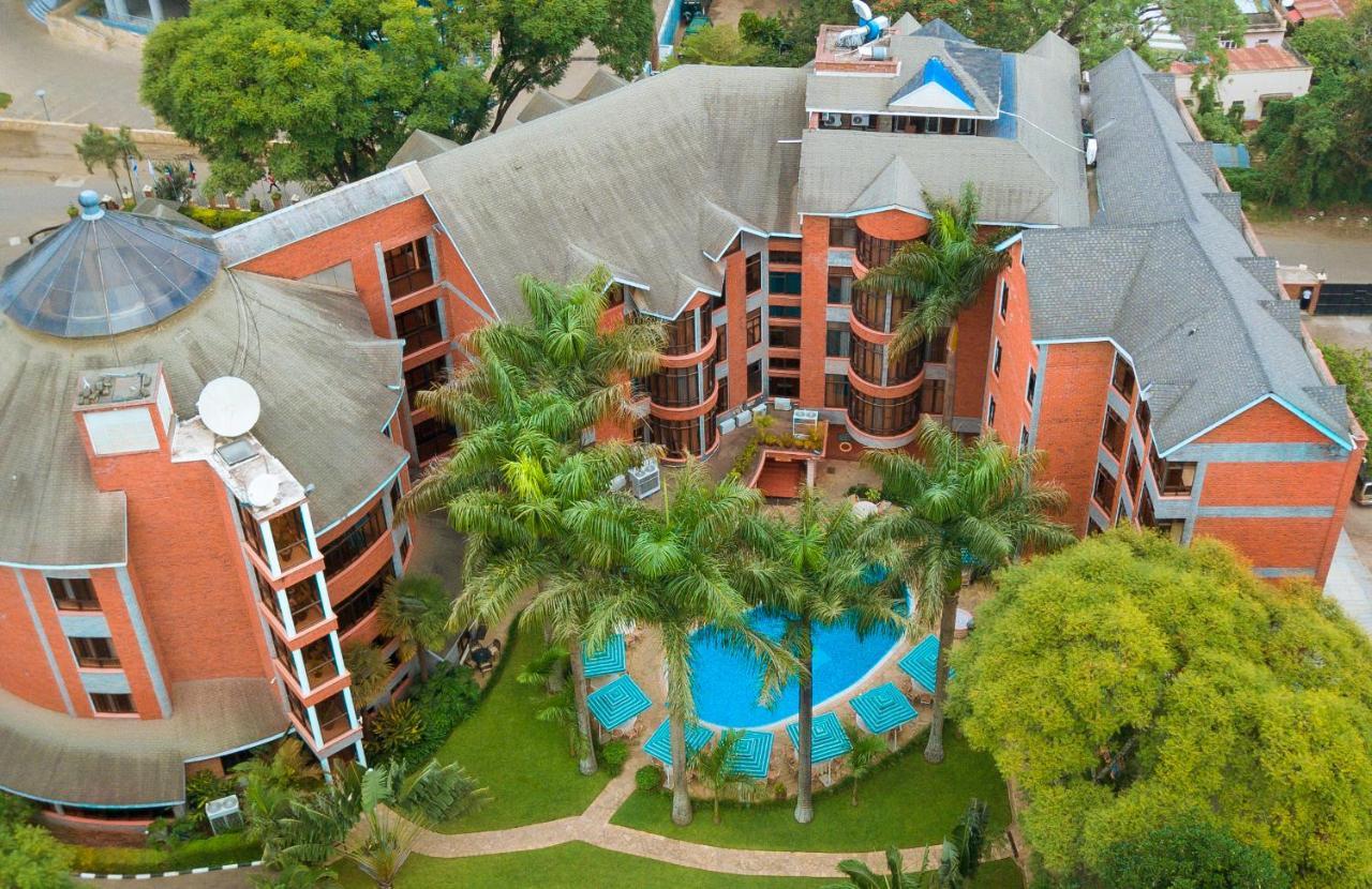 Kibo Palace Hotel Arusha Bagian luar foto