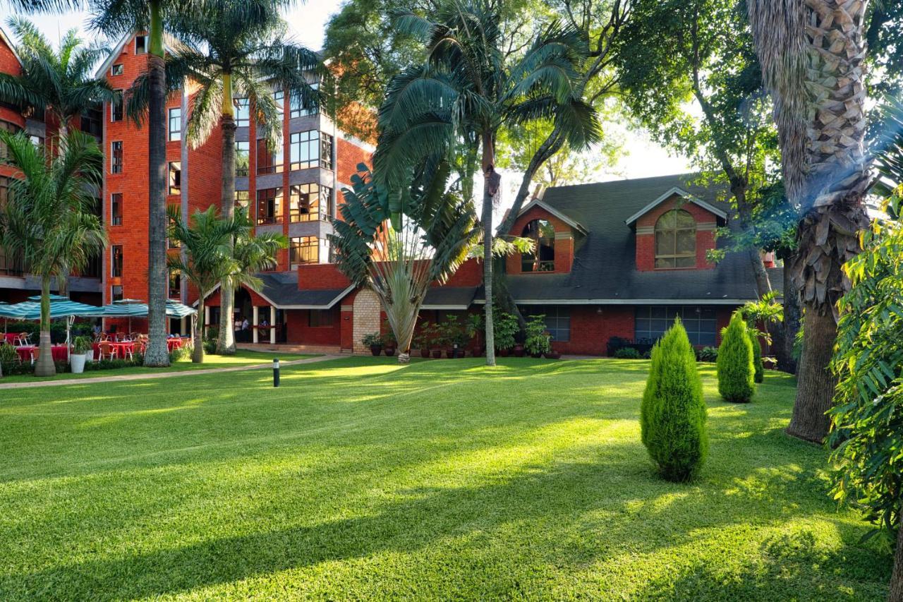 Kibo Palace Hotel Arusha Bagian luar foto
