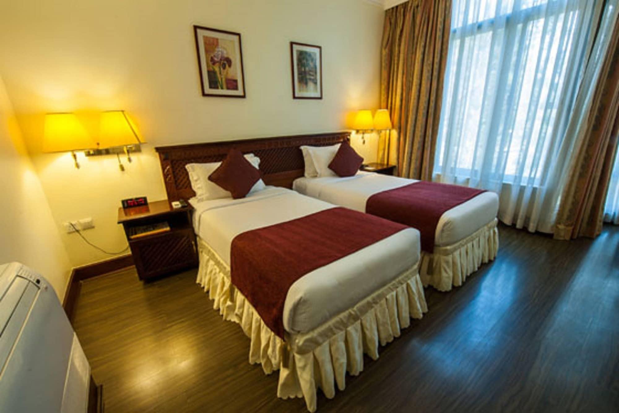 Kibo Palace Hotel Arusha Bagian luar foto