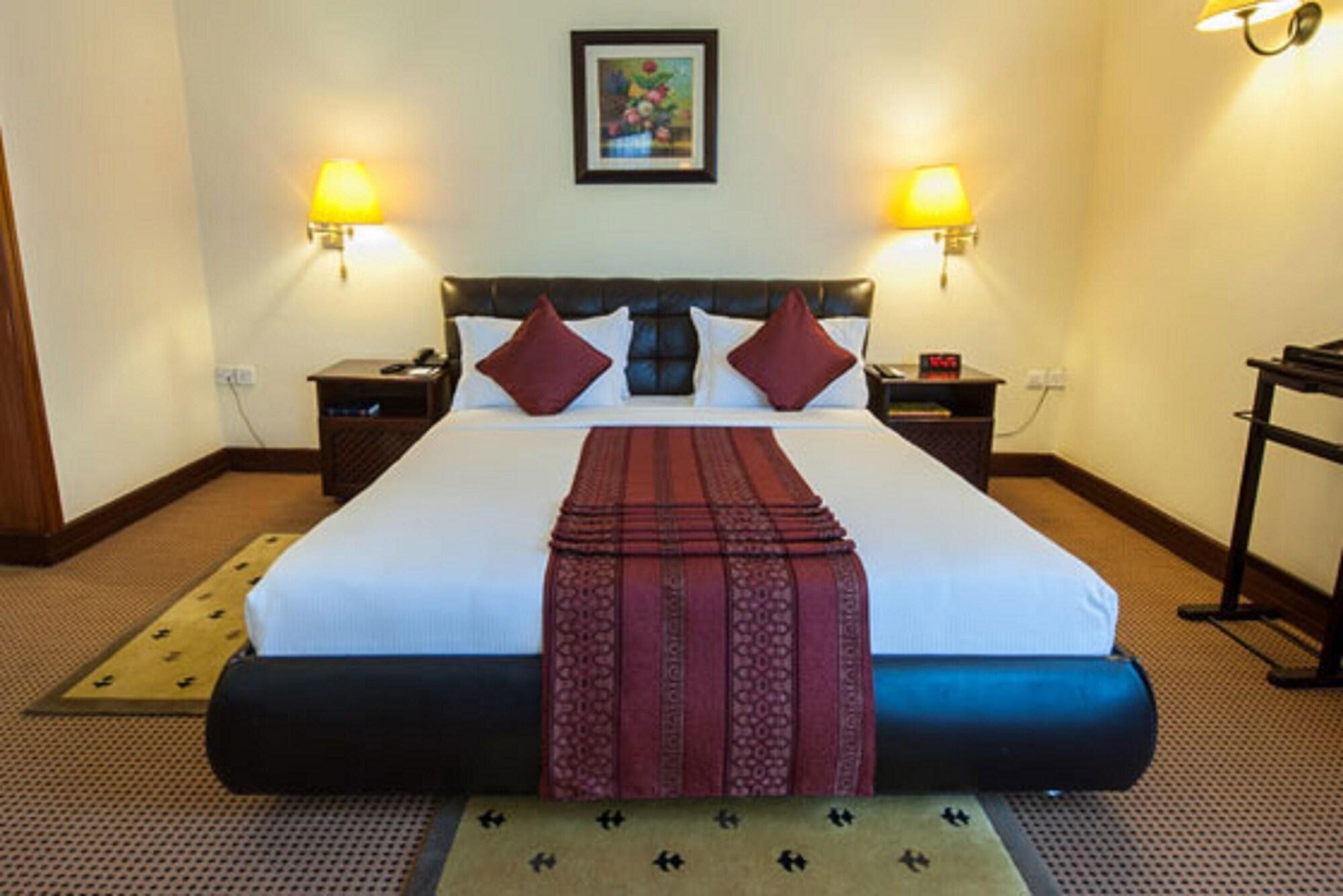 Kibo Palace Hotel Arusha Bagian luar foto
